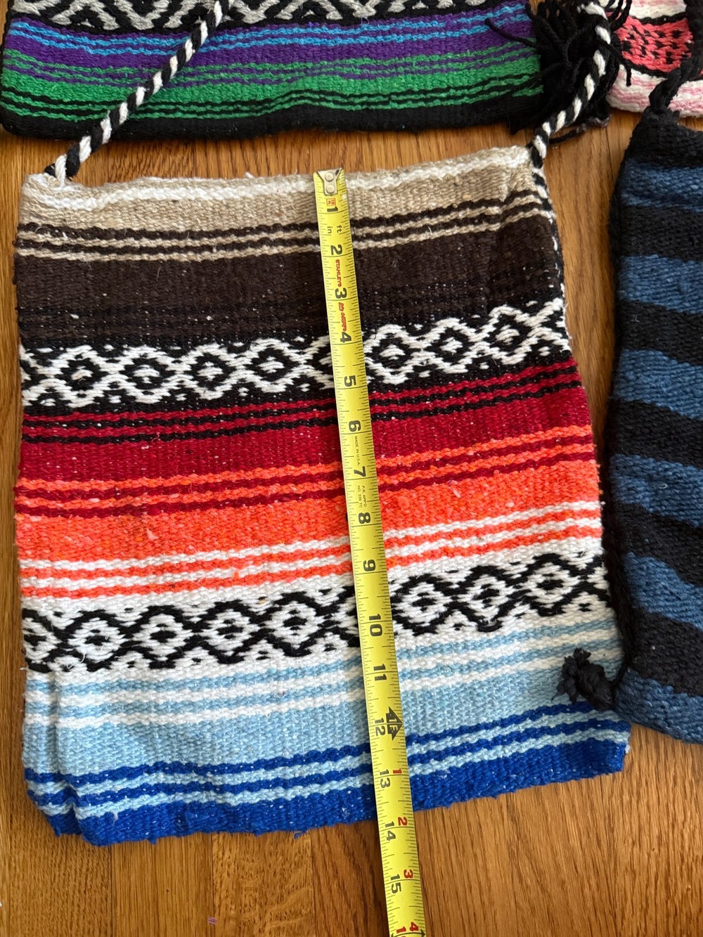 9 Mexican serape blacker crossbody bags - Picture 6 of 6
